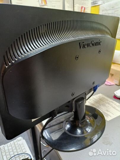 Монитор viewsonic VA1913WM