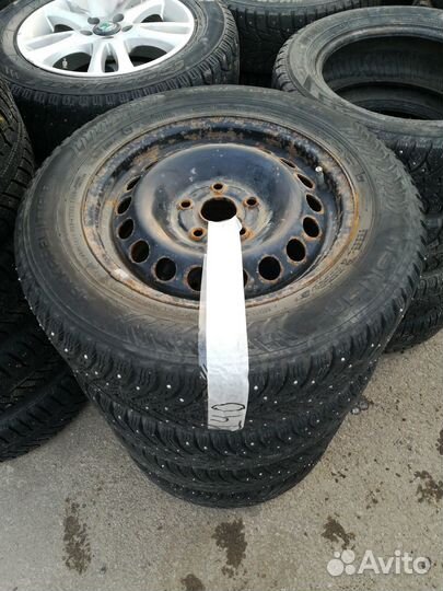 R15 Nokian Tyres Hakkapeliitta 8 195/65, PCD 5x114.3 DIA 58