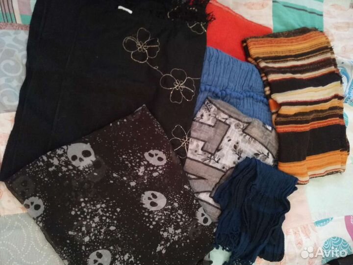 Женские шарфы и платки