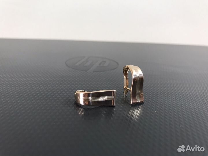 Золотые серьги