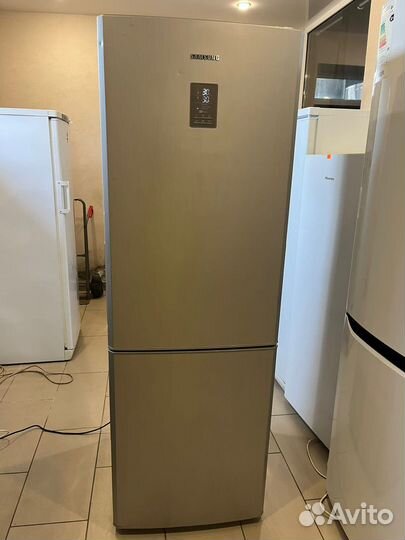 Холодильник Самсунг ноуфрост