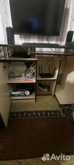 Компьютерный стол