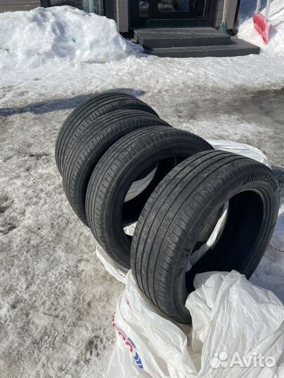 Bridgestone Alenza 001 235/55 R20 102V