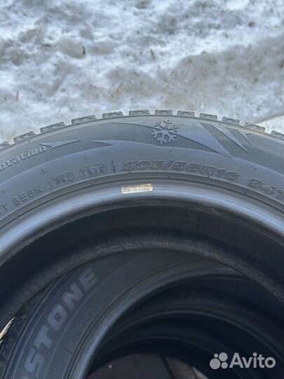 Roadstone Winguard WinSpike 205/55 R16 T