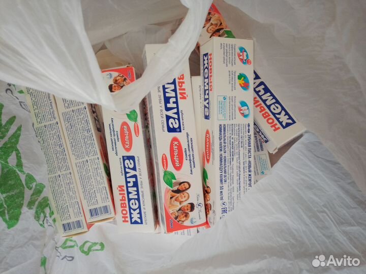 Мыло 38 шт, зубная паста 14шт