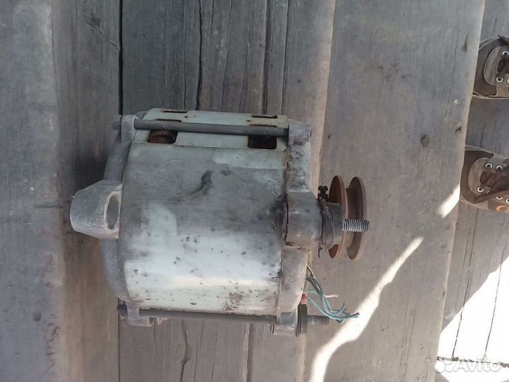 Электродвигатель от стиральной машины