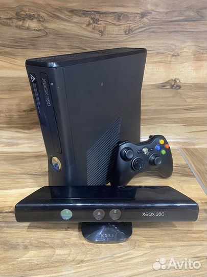 Xbox 360 kinnect + игры