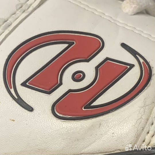 Heelys 42 dc shoes circa adio globe etnies