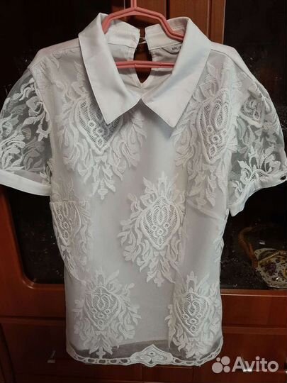 Блузка белая 42 44