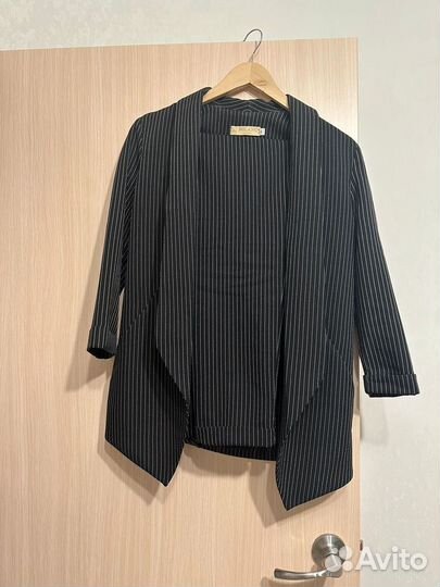 Костюм женский