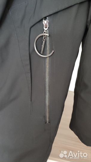 Пуховик женский 46 размера