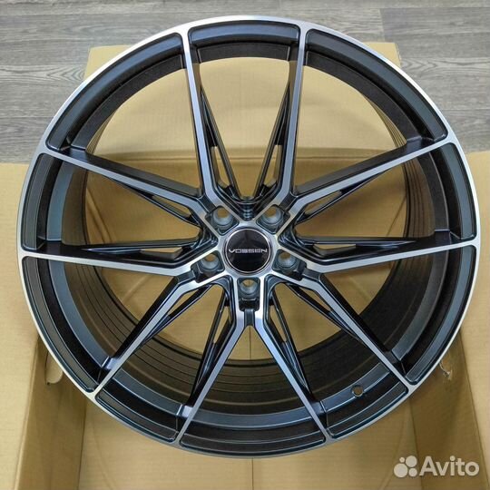 Диски R21 Vossen на BMW X5 X6 X7 G05 G06 G07