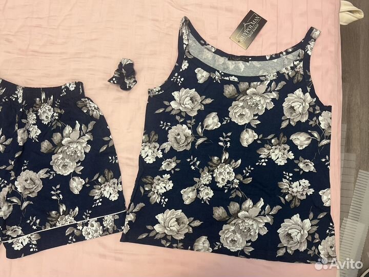 Шорты и майка женские 48 размер