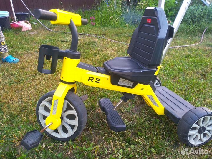 Трехколесный детский велосипед бу