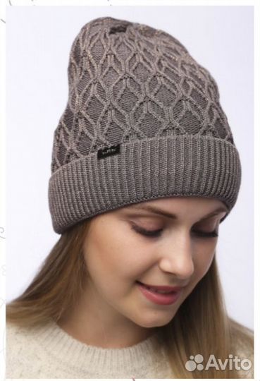 Шапка новая женская