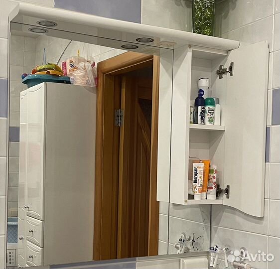 Зеркало с подсветкой для ванной