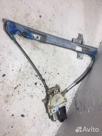 Стеклоподъемник передний правый Peugeot 407