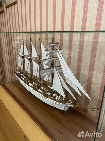Сборная модель корабля