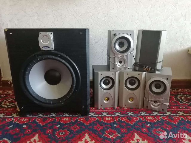 Активные напольные колонки