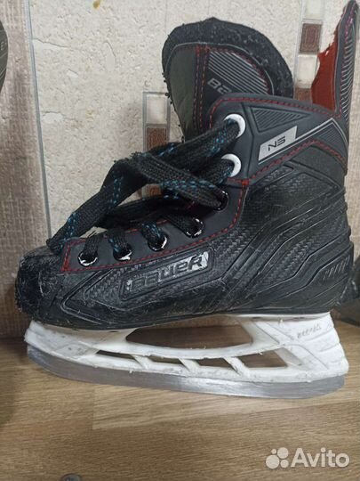 Хоккейные коньки bauer