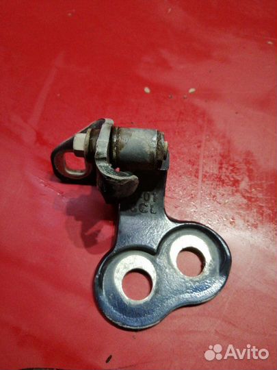 Петля двери передняя левая Ford Focus 3 2013