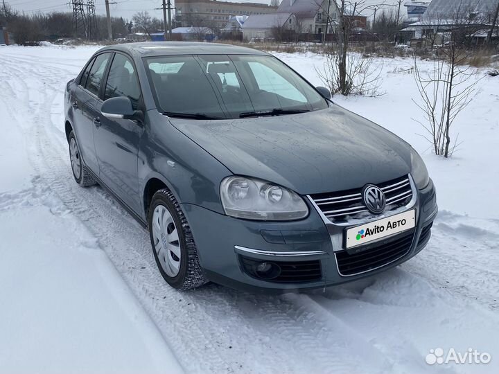 Volkswagen Jetta 1.6 AT, 2009, 299 000 км