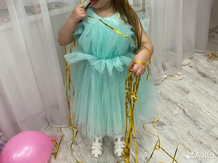 Платье праздничное для девочки