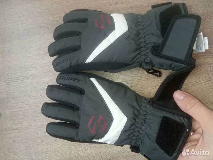 Перчатки зимние на мальчика 3-4 года