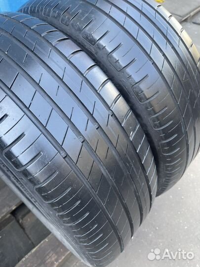 Goodyear EfficientGrip Performance 215/55 R17 94V