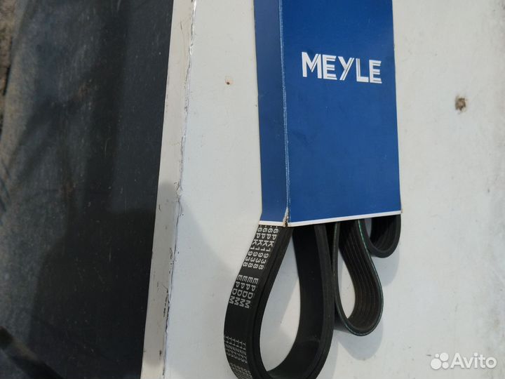 Ремень поликлиновый