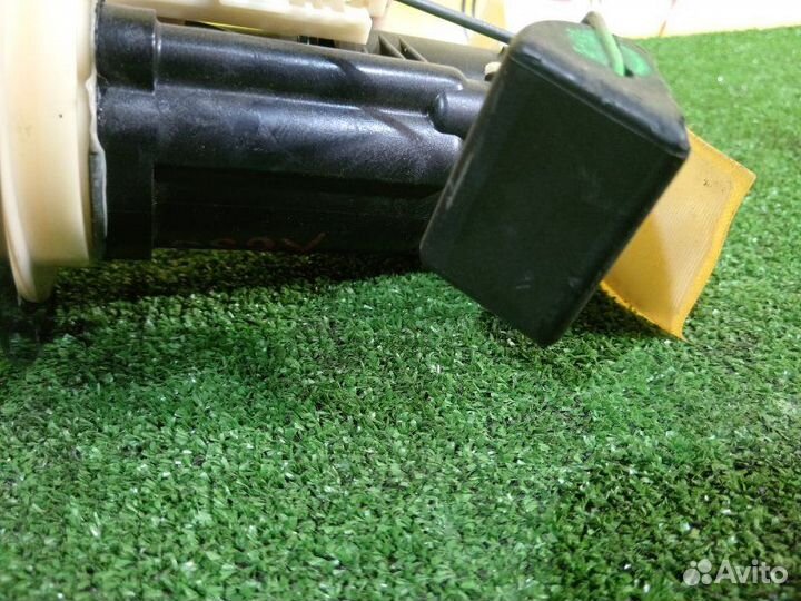 Бензонасос Mitsubishi Lancer CS2V