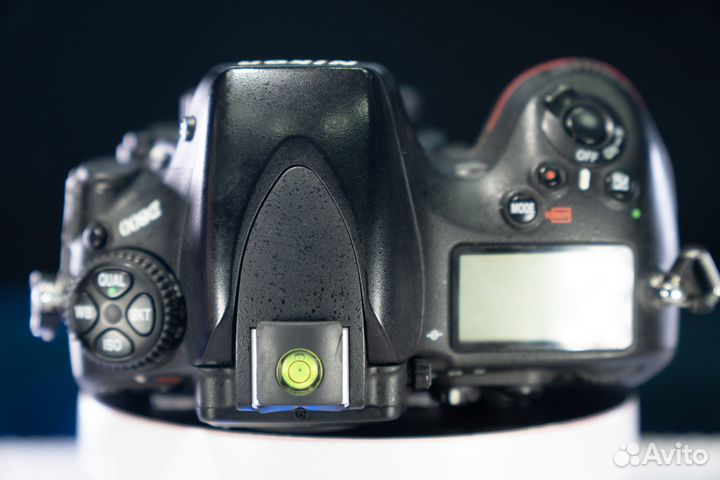Зеркальная камера Nikon D800 Body (36.8MP/7360 x49