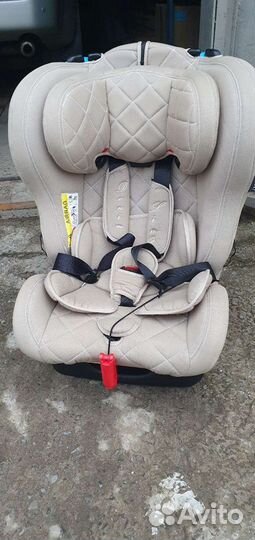 Детское автокресло от 0 до 18кг