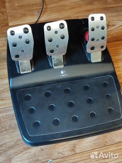 Игровой руль Logitech G25 Racing Wheel