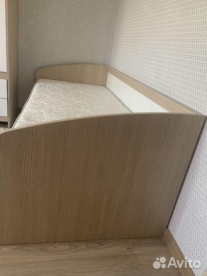 Кровать с матрасом детская