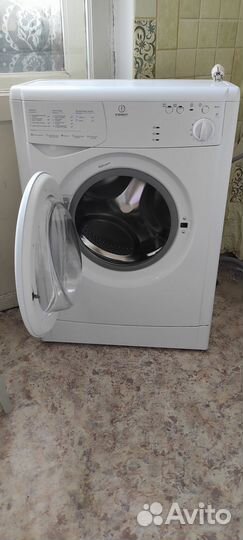 Стиральная машинка indesit узкая 3,5 кг