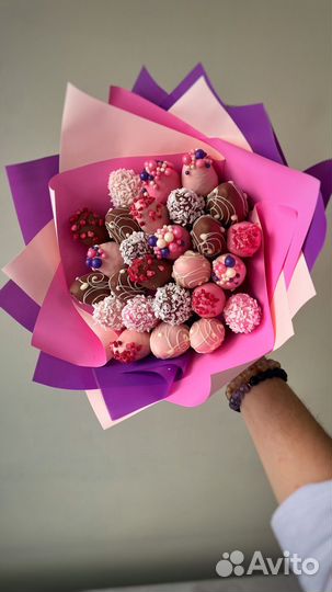 Вкусный клубничный букет 