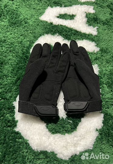 Перчатки Oakley