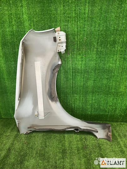 Крыло переднее левое nissan cube