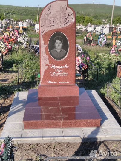 Памятники на могилу