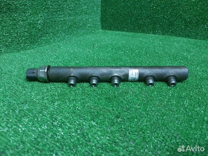 Топливная рампа с датчиком давления Ssangyong