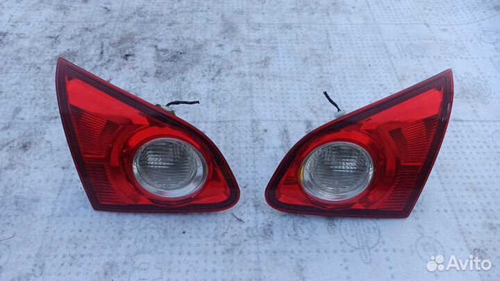 Фонарь левый правый Nissan Qashqai j10