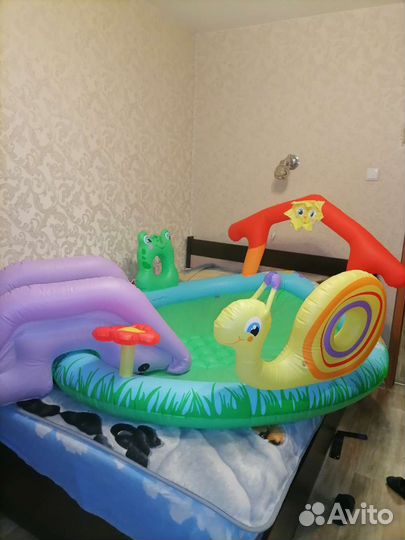 Продам детский бассейн