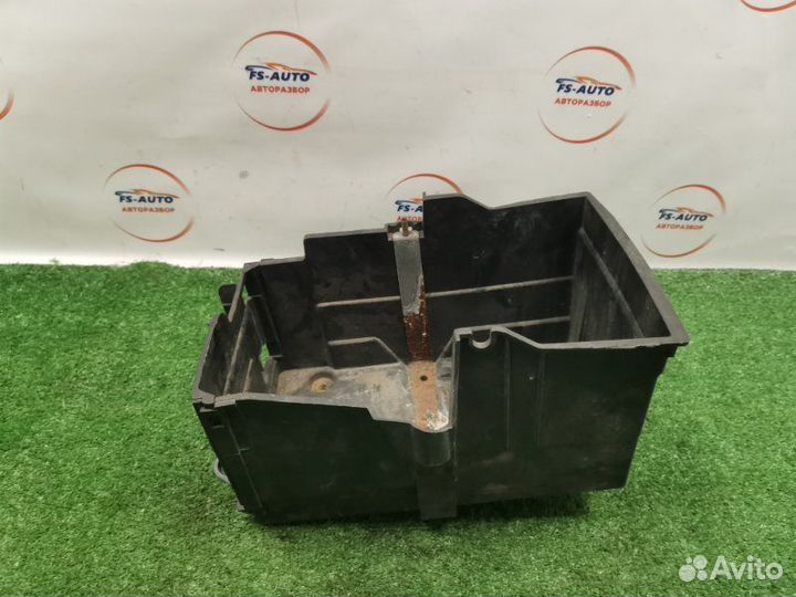 Короб аккумулятора Ford Kuga 1 2.5 hydb 2010