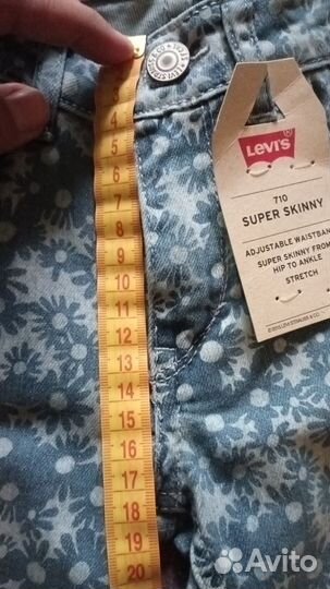 Джинсы новые Levi's оригинал 10 лет