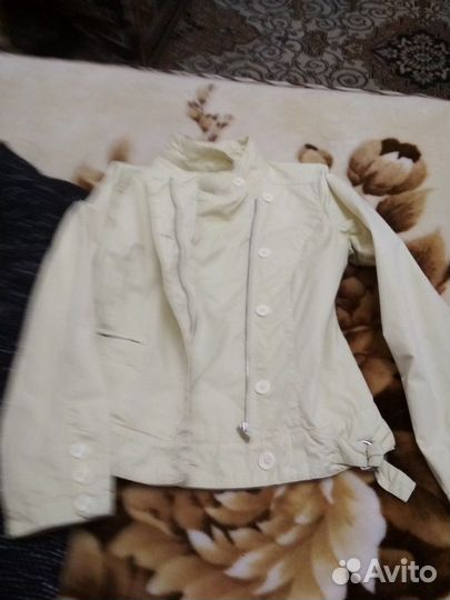 Куртка ветровка