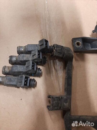 Форсунка инжекторная Peugeot Citroen 1.4