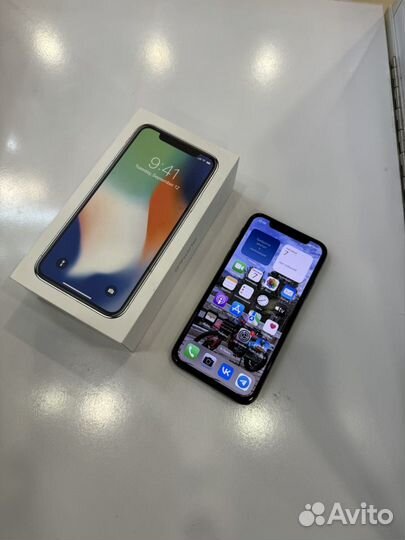 iPhone Xs, 64 ГБ