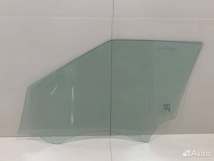 Стекло двери передней правой Land Rover Range Rove