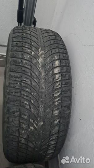 Michelin Latitude Alpin LA2 235/55 R19 105V